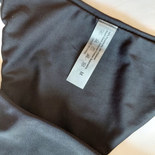Black bikini bottom size M, new, high waist with thin side strings