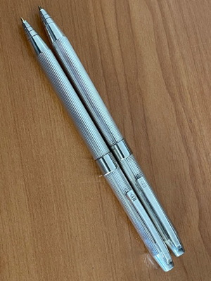 Pens used, set of two