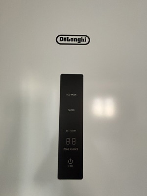 Delonghi fridge freezer