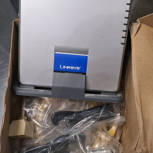 Linksys router like new with high security and speed