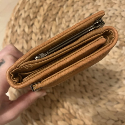 Leather wallet new with beautiful finish