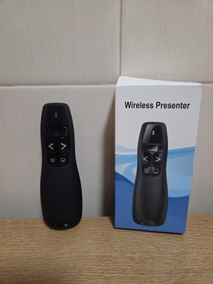 Wireless Presenter with Built-in Laser Pointer New