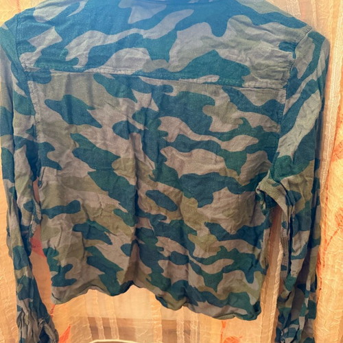H&M shirt like new, size 38, green camouflage