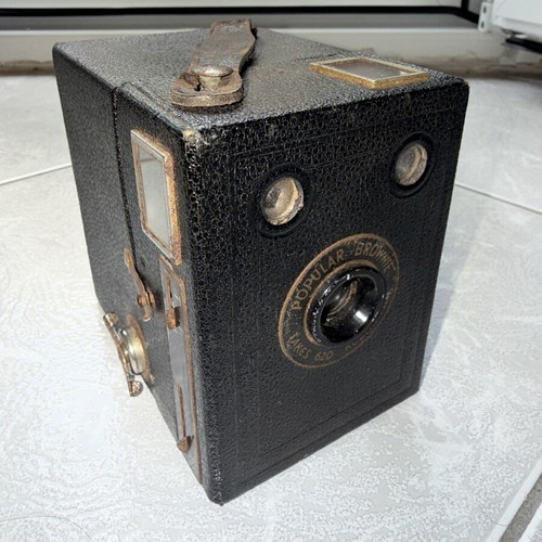 Kodak Popular Brownie No. 2 Model F Box Camera used, 620 Film, 1933–1940