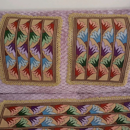 Handmade set of table runners with napkins new
