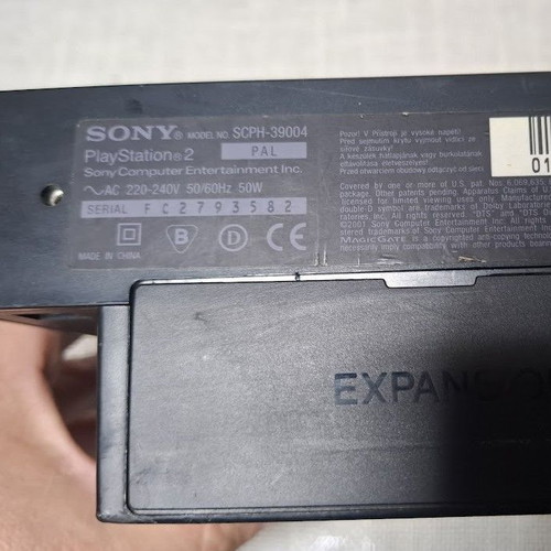 PlayStation 2 FAT used with damage for parts