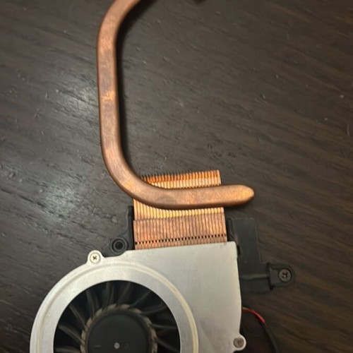 Laptop cooling system used for Clevo M660 M661 M665
