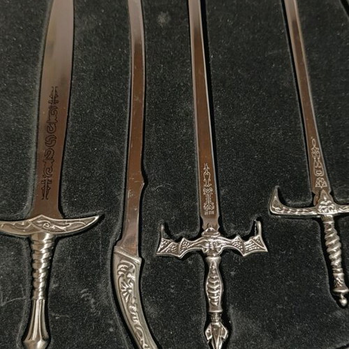 Letter opener set like new