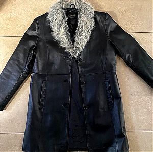 Δερμάτινο παλτό με γούνα