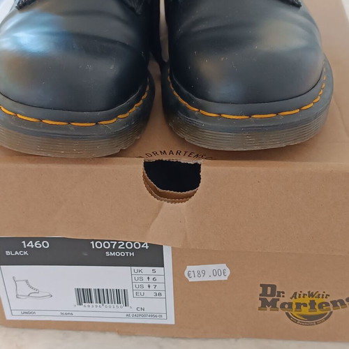 Dr. Martens 1460 black boots size 38 like new