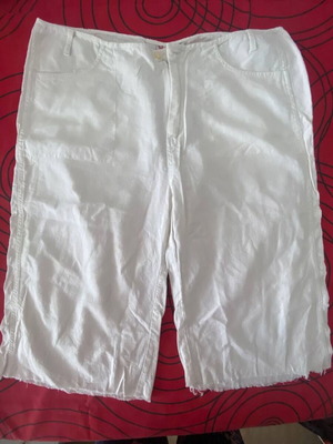 Women's white shorts XXL MAC In a Sac like new, cotton summer