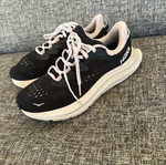Hoka Kawana 2 women's running shoes size 39.5