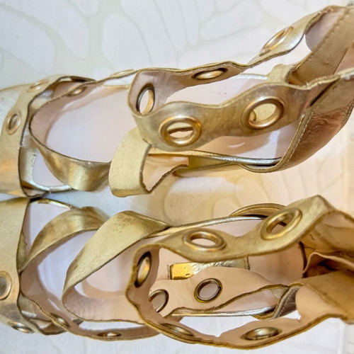 Gold Sandals size 36 used, 10 cm heel, unique design