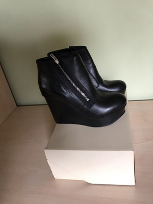 Diesel leather platform shoes new, size 39, black