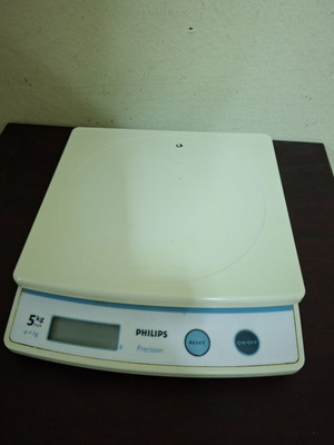 Philips HR 2385/A kitchen scale used, made in Austria