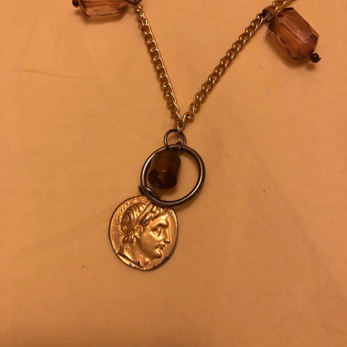 Necklace and bracelet like new, set of 2 pieces