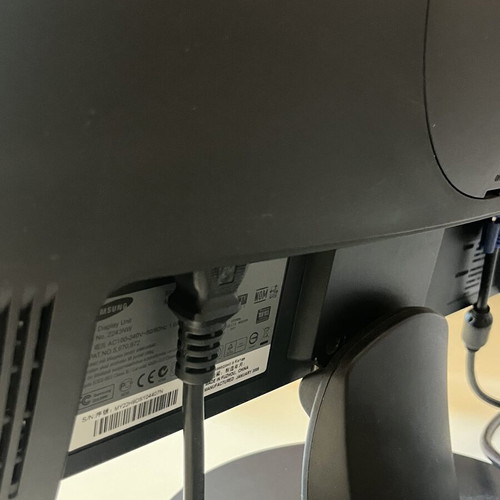 Samsung SyncMaster 2243NW 22-inch LCD monitor