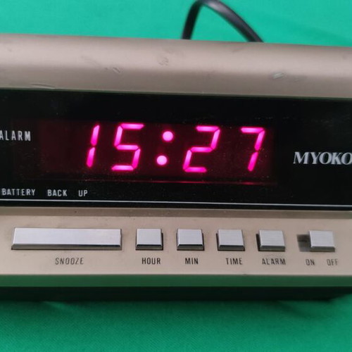 Myoko DC-2020 vintage digital alarm clock like new with original box