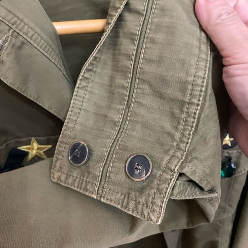 Militaire jacket like new, khaki with pocket embellishments