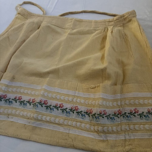 Vintage traditional waist apron with handmade embroidery