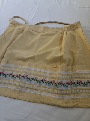 Vintage traditional waist apron with handmade embroidery