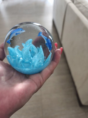 Decorative ball with Murano designs inside, like new