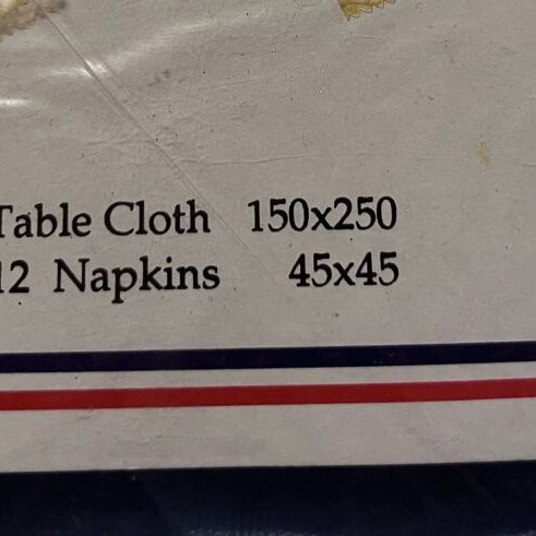 Tablecloth set with 12 napkins made of Egyptian cotton new