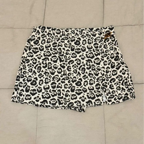 Sinsay Animal Print Shorts like new, black and multicolor, size L
