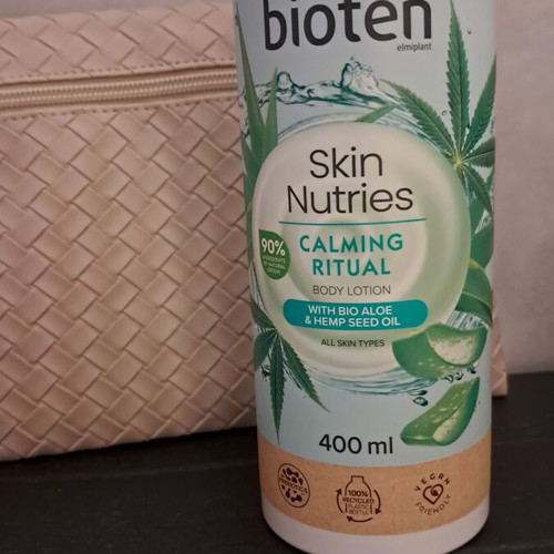 Bioten Skin Nutries Calming Ritual body lotion new with gift