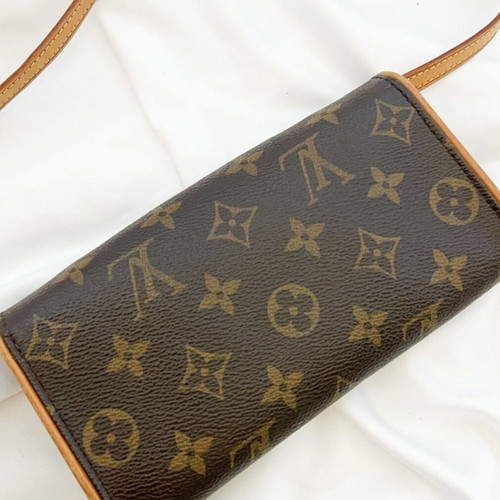 Louis Vuitton Monogram Pochette Twin PM crossbody bag used, brown