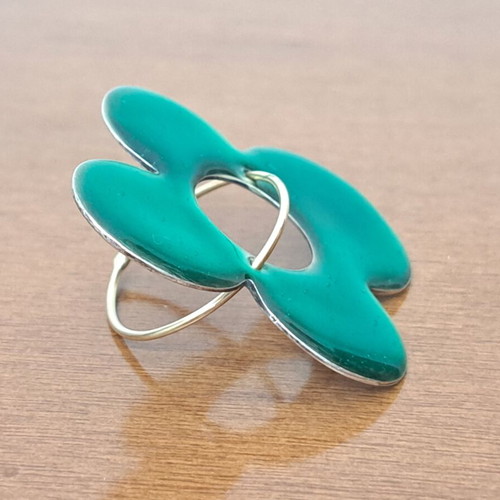Statement ring flower with emerald enamel and 14K gold shank, Aphrodite Goula design new
