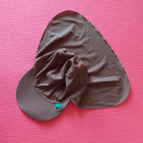 Sea hat like new, baby-child brown latte color