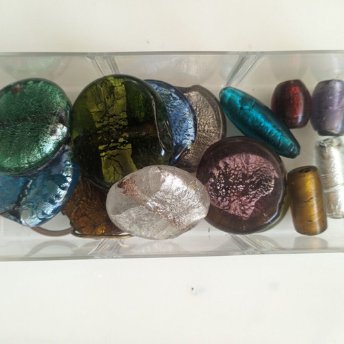 Glass beads set of 15, various sizes for jewelry making