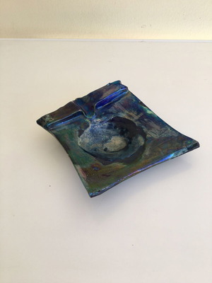 Ceramic ashtray like new