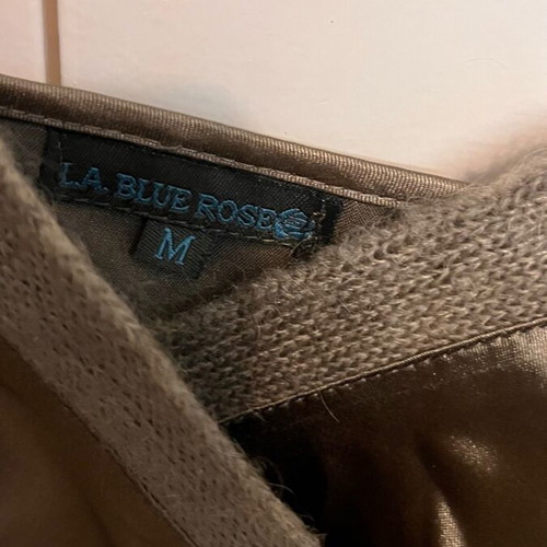 Blue Rose women's top bronze M like new with side zipper