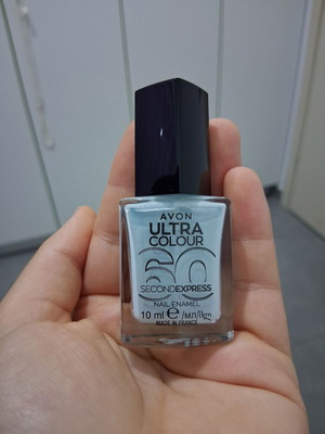 Avon Ultra Colour 60 Second Express nail polish light blue, used once