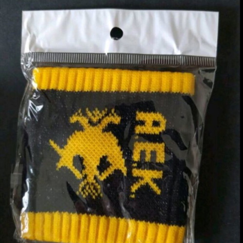 AEK wristband, sealed