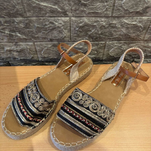 Women's open espadrilles like new, size 40