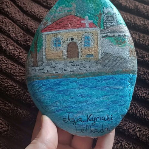 Painted stone new with image of Lefkada landmark