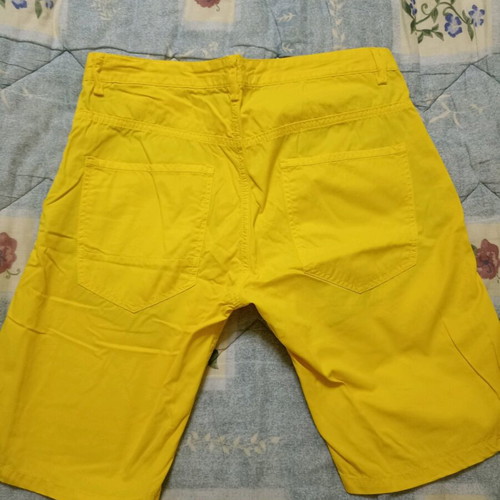 3Guys men's yellow bermuda shorts like new, size L