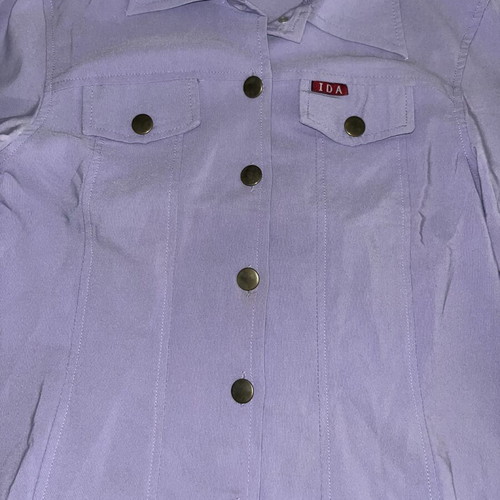 Lilac shirt used, size medium
