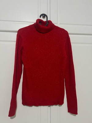 Red turtleneck sweater like new with subtle rhinestones