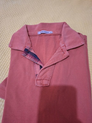 T shirt polo size M like new, red