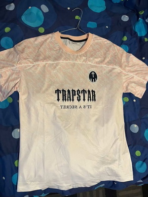 Trapstar Jersey pink new, size Small
