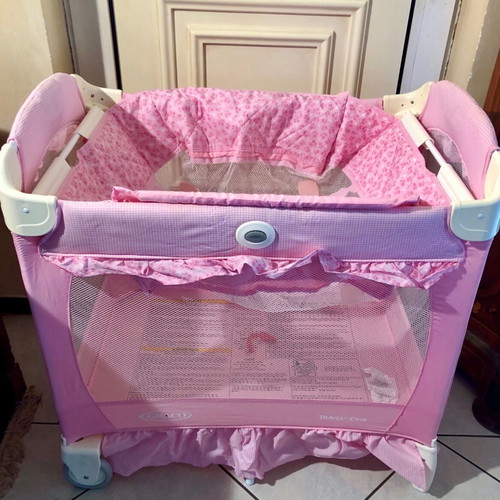 GRACO CRADLE WITH CARRYING CASE