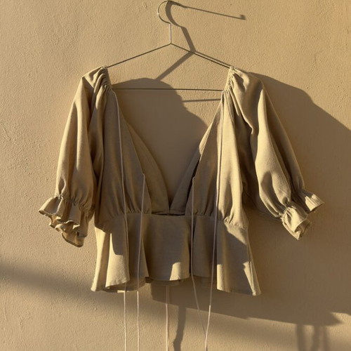Linen top small used, earthy stone nude khaki color with side zipper
