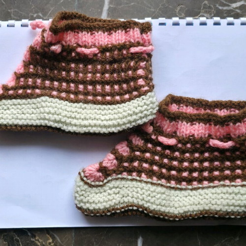 Handmade wool socks new, size 35-36, brown and pink