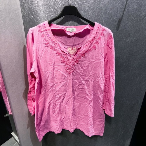 Bill Cost blouse pink embroidered like new, size L-XL