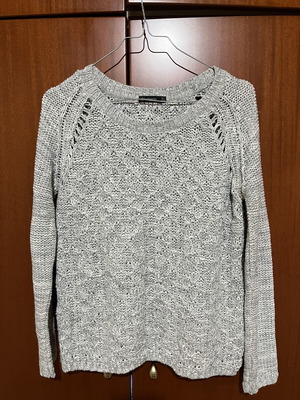 Stradivarius gray sweater, size S