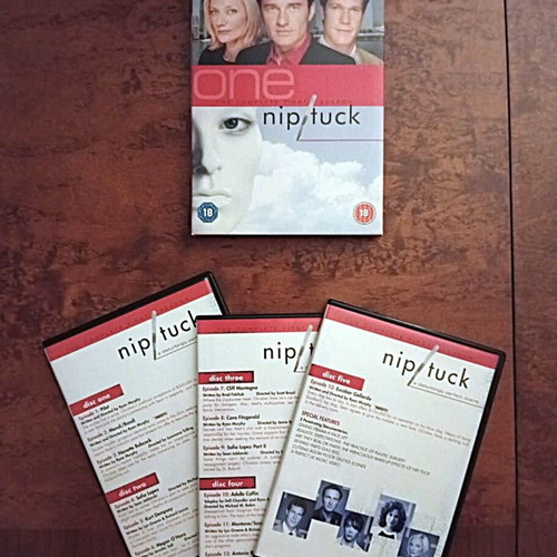 DVD TV series Nip/Tuck, Medium, Scrubs complete seasons, like new